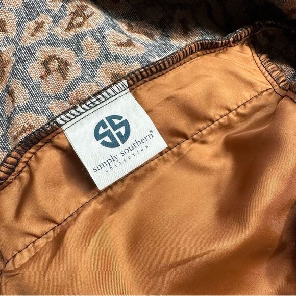 Simply Southern Leopard Print Fleece Shacket Relaxed Fit, Women's Size L - Picture 10 of 15